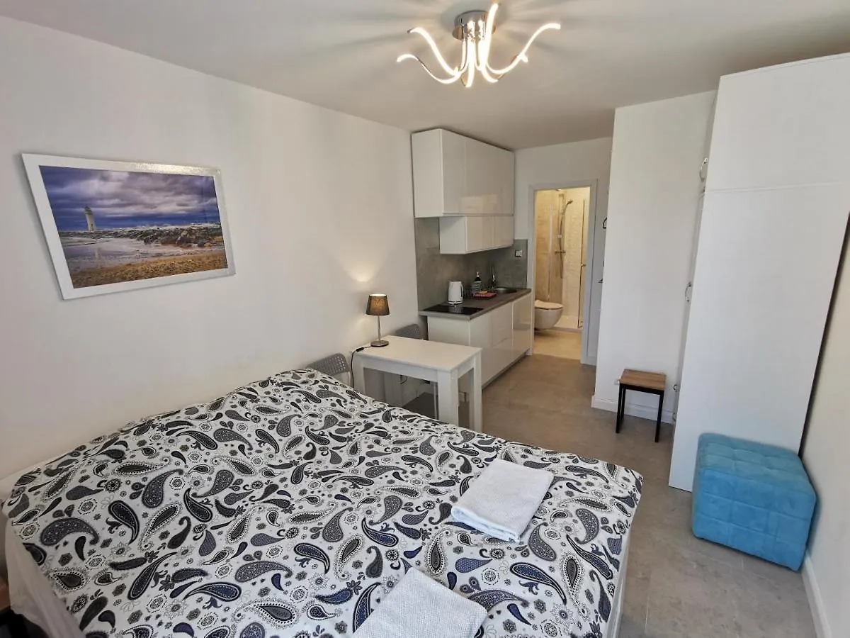 Apartment Przystan Letnica Flou Apartamenty 700M Plaza Gdansk Poland